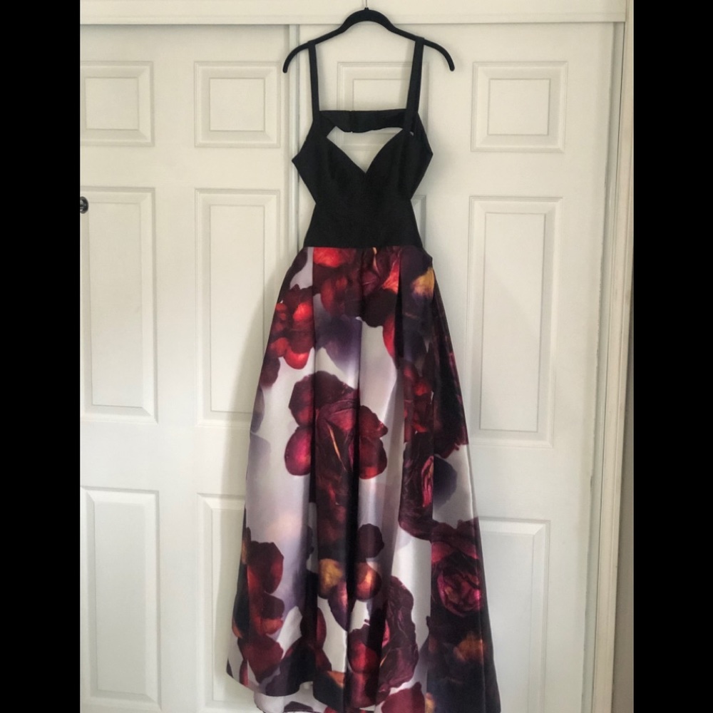 1. Beautiful Monique Lhuuillier gown, worn once.